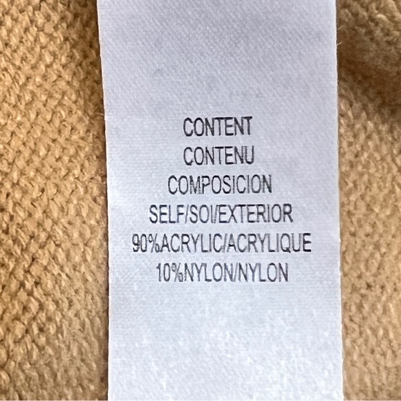 WAYF Emery Turtleneck Sweater Vest - Picture 4 of 5